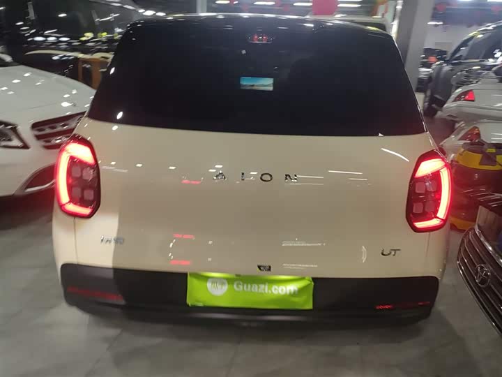 Фото 6 - GAC Aion UT