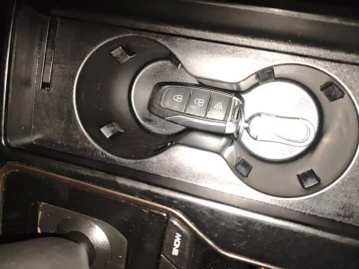 Фото 9 - Dongfeng Rich 7