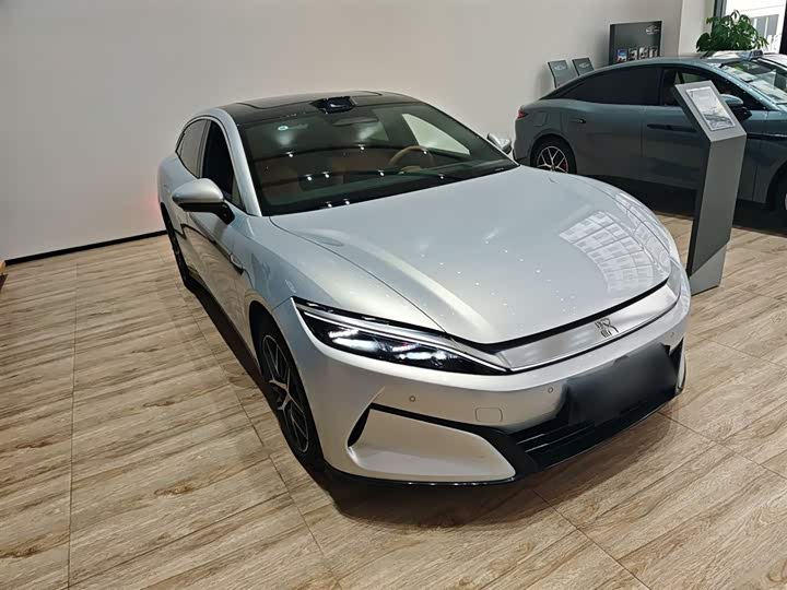 Фото 4 - BYD Han L