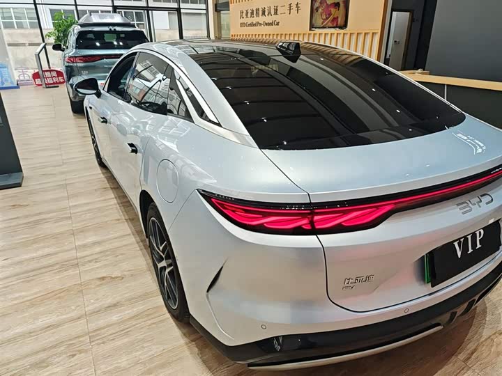 Фото 5 - BYD Han L