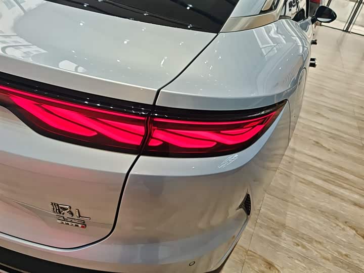 Фото 8 - BYD Han L