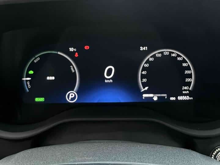 Фото 7 - Toyota Sienna