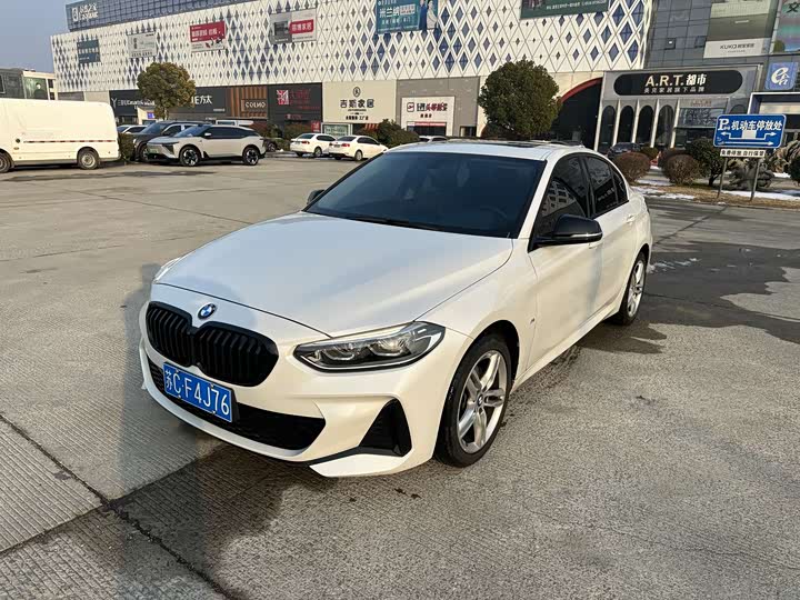 Фото 1 - BMW 1 Series