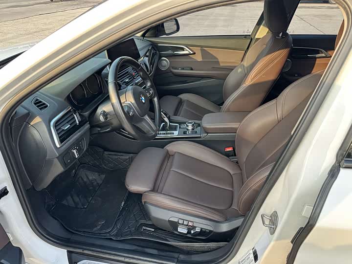 Фото 9 - BMW 1 Series