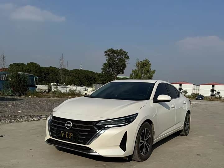 Фото 3 - Nissan Sylphy