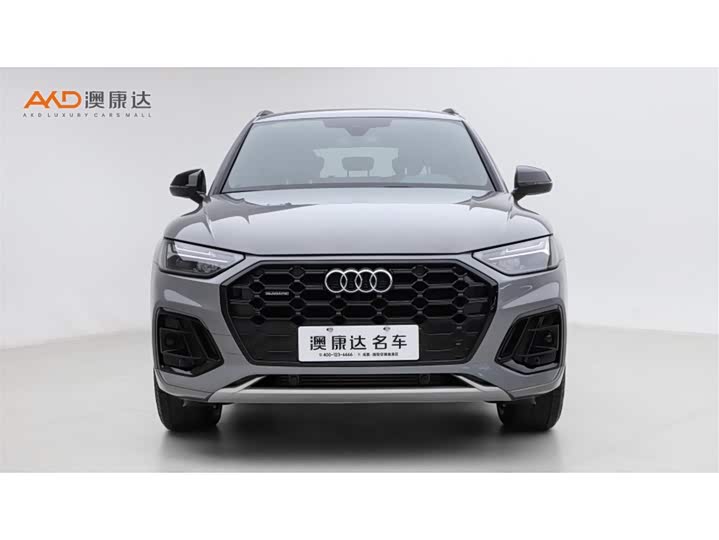 Фото 2 - Audi Q5L