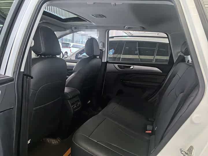 Фото 8 - Haval M6