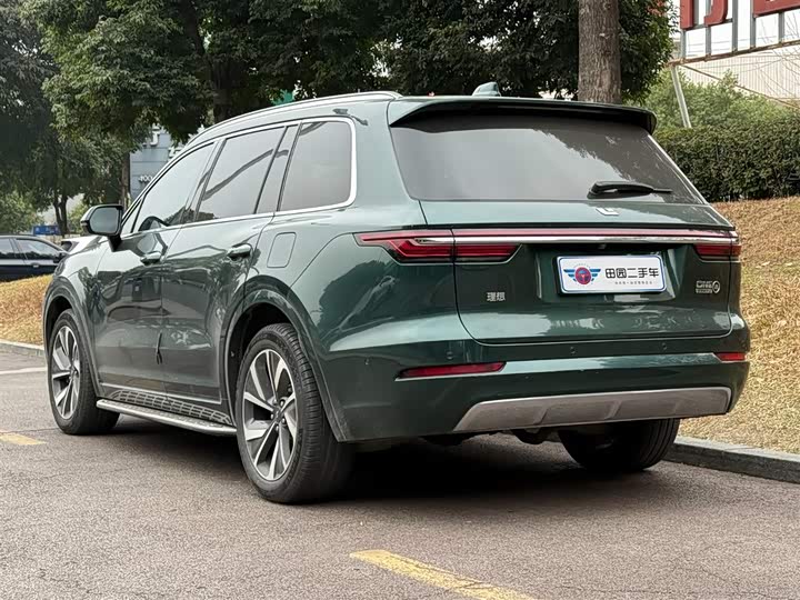 Фото 4 - LiXiang One