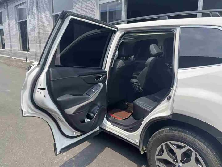 Фото 5 - Subaru Forester