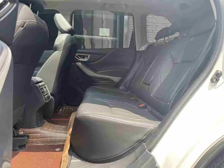 Фото 6 - Subaru Forester