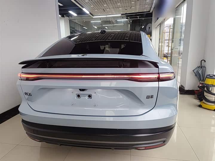 Фото 6 - Nio EC6