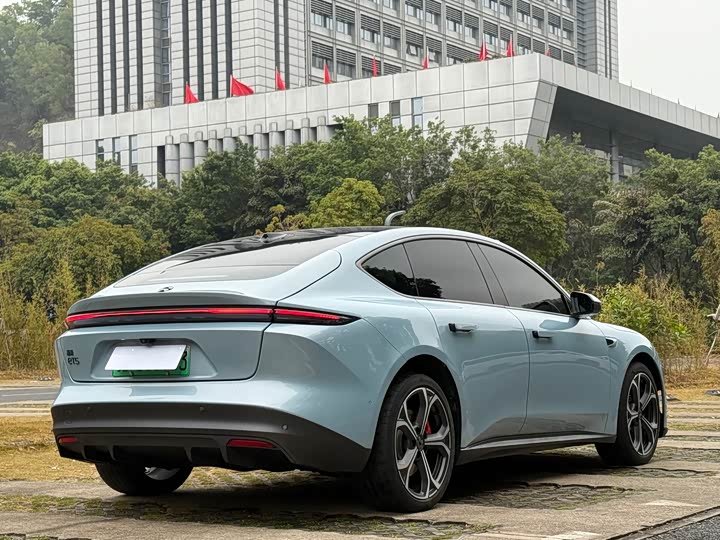 Фото 7 - Nio ET5