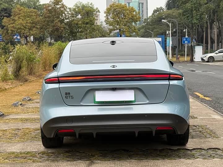 Фото 8 - Nio ET5