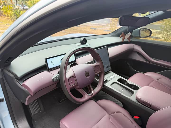 Фото 9 - Nio ET5