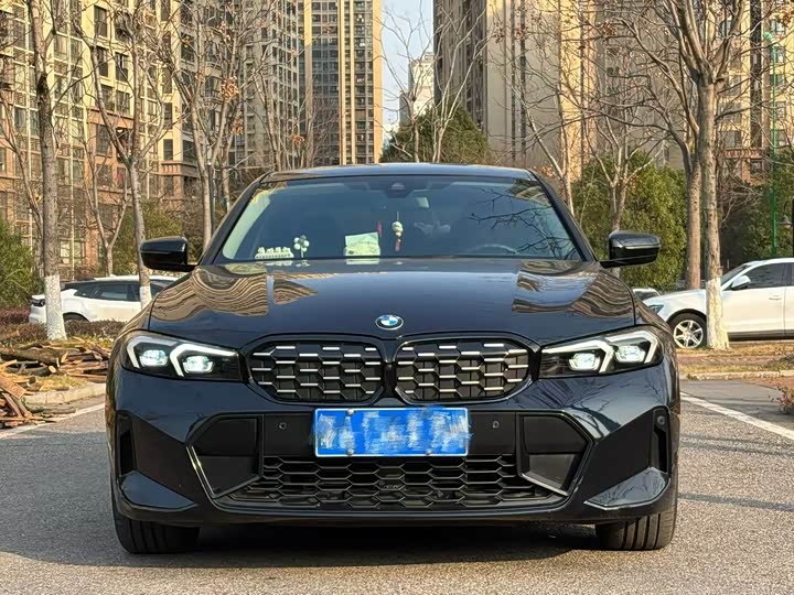 Фото 2 - BMW 3 Series