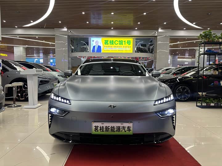 Фото 2 - Dongfeng Yipai eπ 007