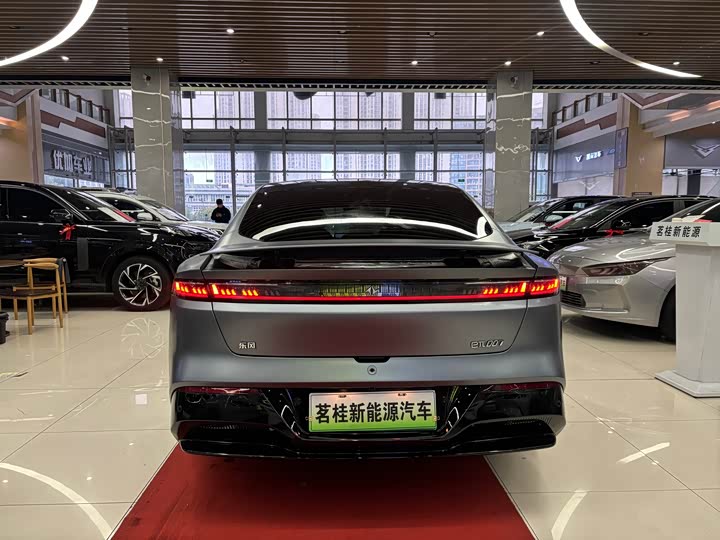 Фото 5 - Dongfeng Yipai eπ 007