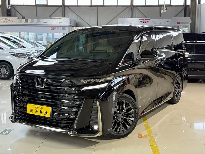 Фото 1 - Toyota Vellfire