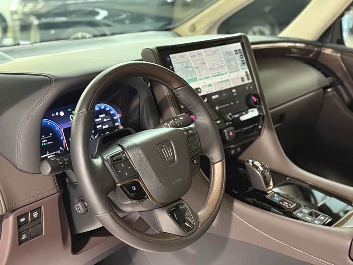 Фото 9 - Toyota Vellfire