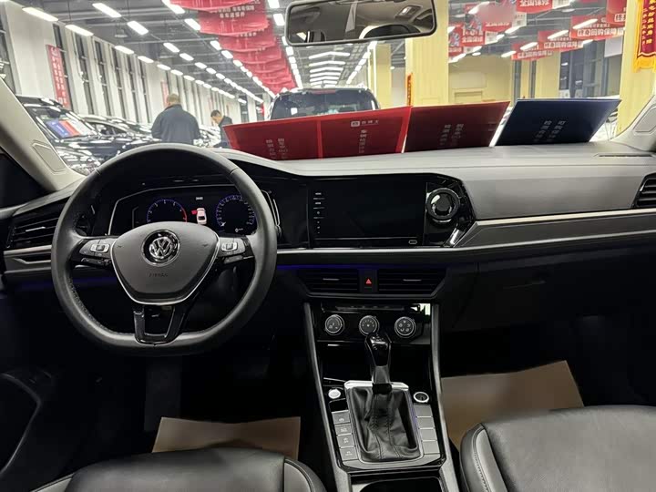 Фото 9 - Volkswagen Sagitar L