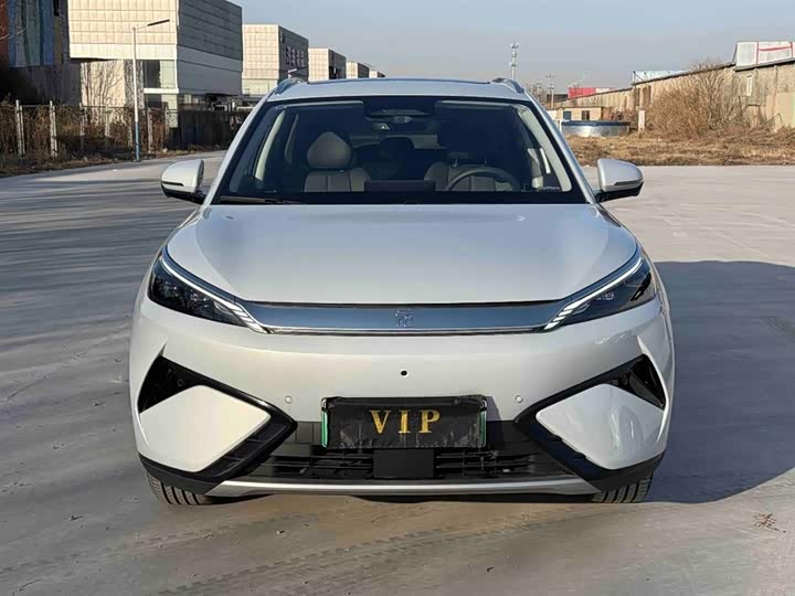 Фото 2 - BYD Yuan Plus