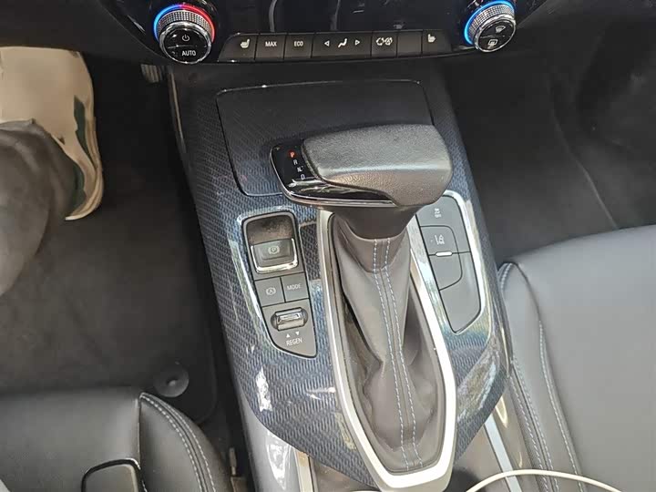 Фото 7 - Chevrolet Menlo