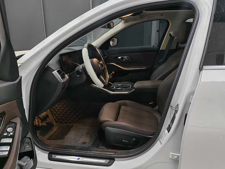 Фото 4 - BMW 3 Series