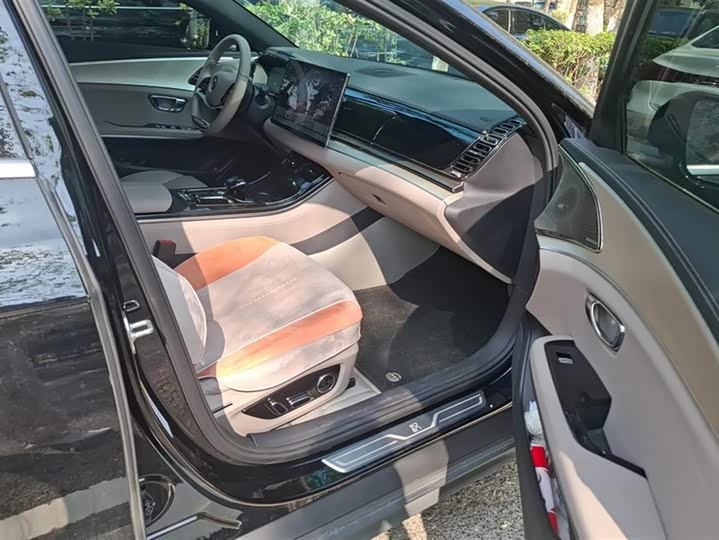 Фото 8 - BYD Han