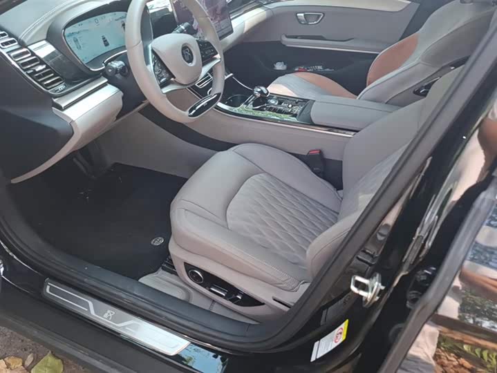 Фото 9 - BYD Han