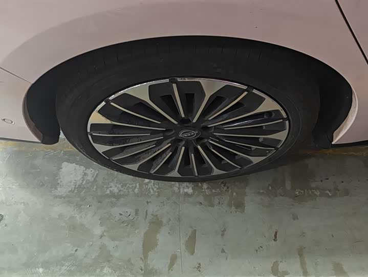 Фото 6 - Nissan N7