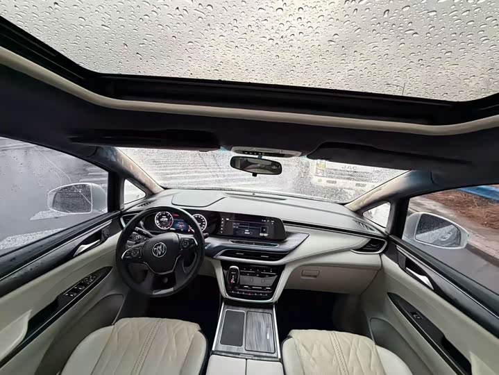 Фото 5 - Buick GL8 ES