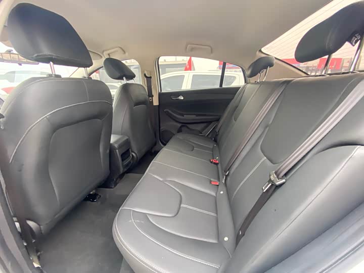 Фото 8 - Chery Arrizo 5