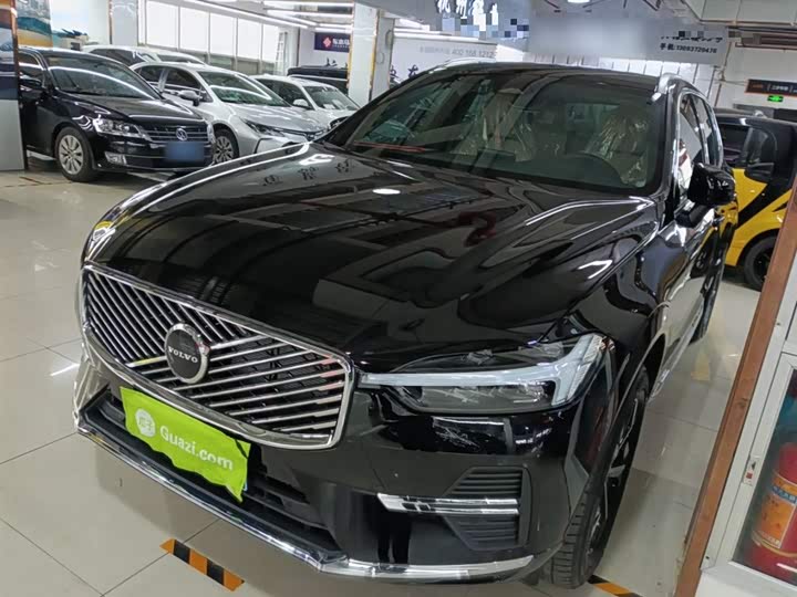 Фото 2 - Volvo XC60