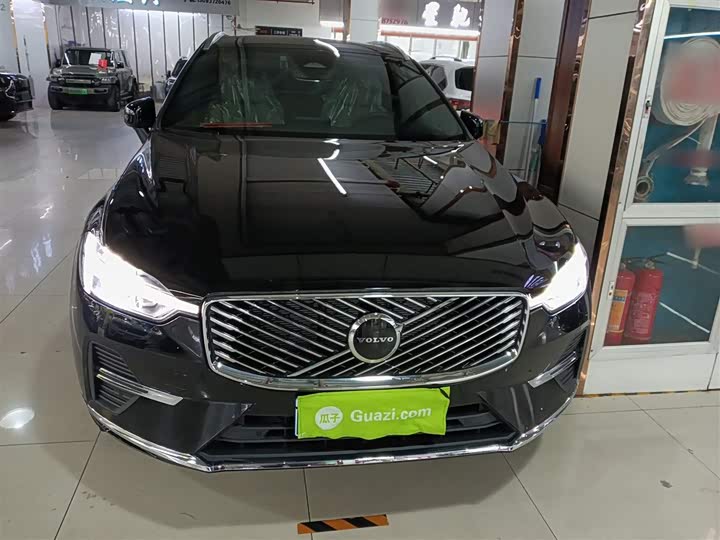 Фото 3 - Volvo XC60