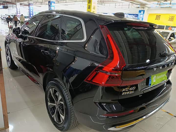 Фото 5 - Volvo XC60