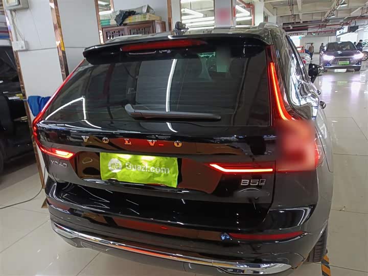 Фото 6 - Volvo XC60