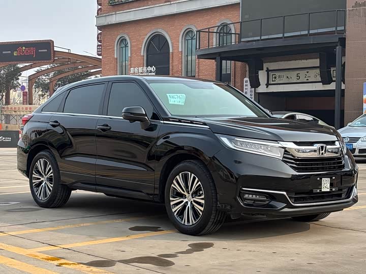 Фото 3 - Honda Avancier