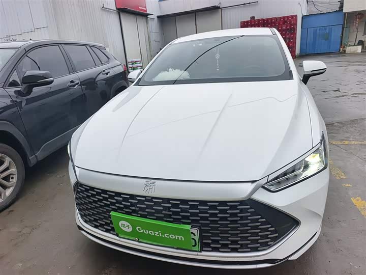 Фото 3 - BYD Qin Plus