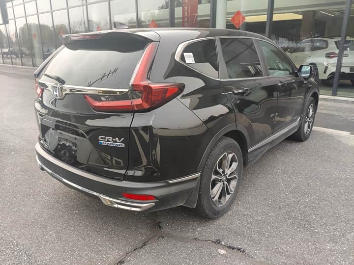 Фото 9 - Honda CR-V