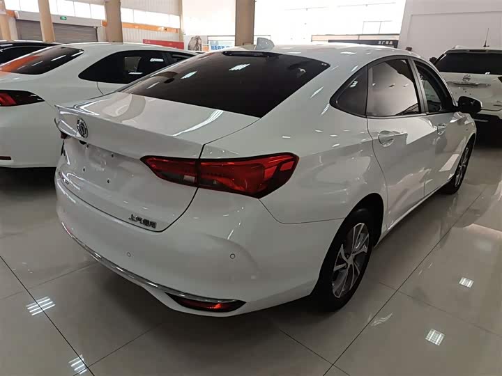 Фото 7 - Buick Verano