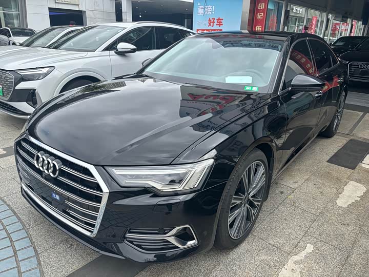 Фото 1 - Audi A6L