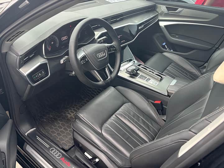 Фото 4 - Audi A6L