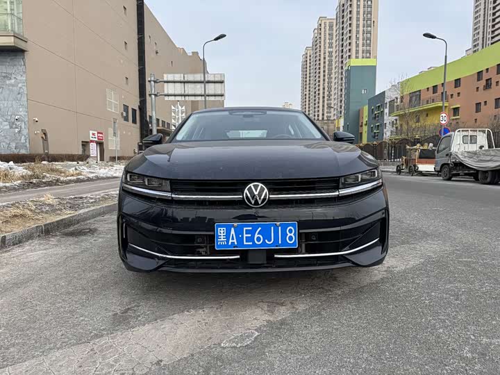 Фото 2 - Volkswagen Magotan