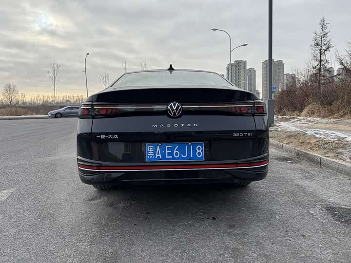 Фото 9 - Volkswagen Magotan