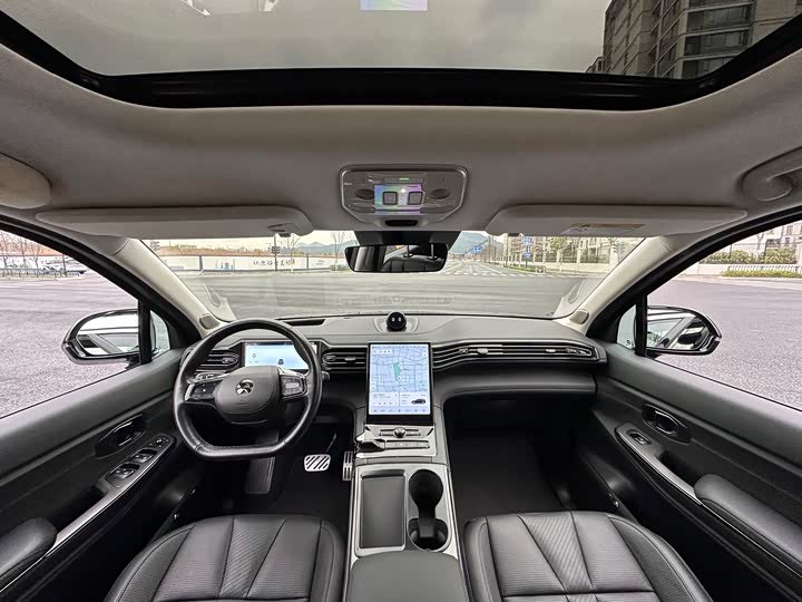 Фото 6 - Nio ES8