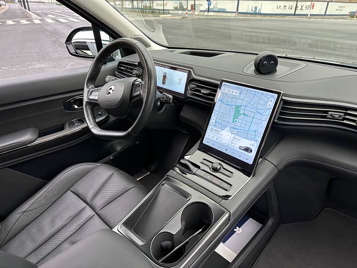 Фото 8 - Nio ES8