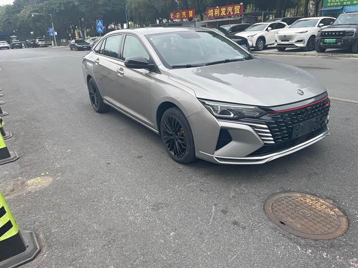 Фото 3 - Dongfeng Aeolus Yixuan Max