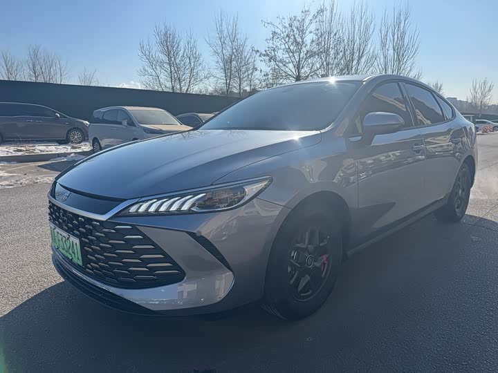 Фото 1 - BYD Qin Plus