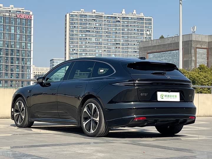 Фото 6 - Nio ET5T