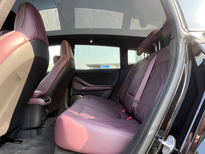 Фото 8 - Nio ET5T